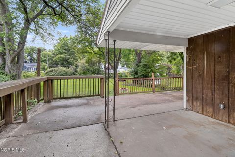 Tiny photo for 2444 Westbrook Drive, Toledo, OH 43613 (MLS # 10009847)