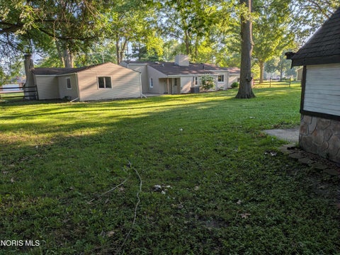 Tiny photo for 4028 W Laskey Road, Toledo, OH 43623 (MLS # 10011020)