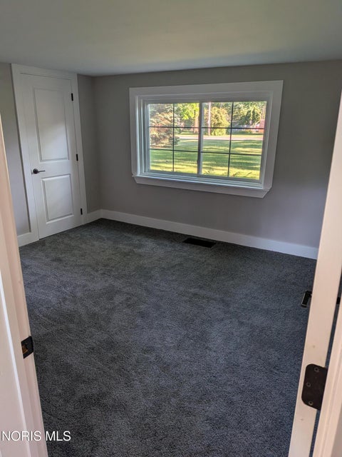 Tiny photo for 4028 W Laskey Road, Toledo, OH 43623 (MLS # 10011020)