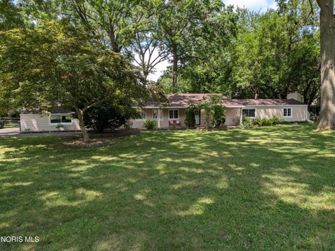 Photo of 4028 W Laskey Road, Toledo, OH 43623 (MLS # 10011020)