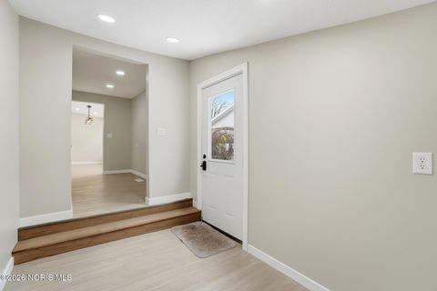 Tiny photo for 328 N Main Street, Bluffton, OH 45817 (MLS # 10003546)