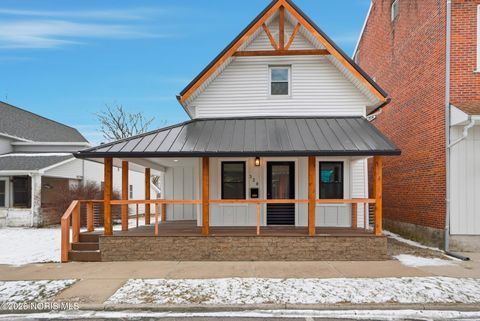 Photo of 328 N Main Street, Bluffton, OH 45817 (MLS # 10003546)