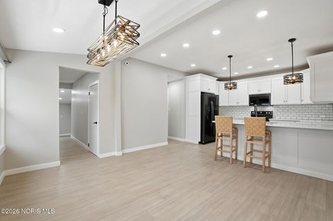 Tiny photo for 328 N Main Street, Bluffton, OH 45817 (MLS # 10003546)