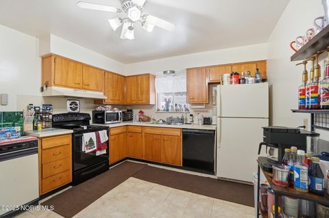 Tiny photo for 3527 Cedardale Court, Toledo, OH 43623 (MLS # 10001805)