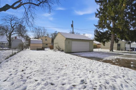 Tiny photo for 3527 Cedardale Court, Toledo, OH 43623 (MLS # 10001805)