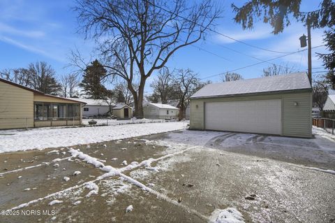 Tiny photo for 3527 Cedardale Court, Toledo, OH 43623 (MLS # 10001805)