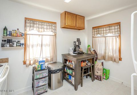 Tiny photo for 4202 Lyman Avenue, Toledo, OH 43612 (MLS # 10005923)