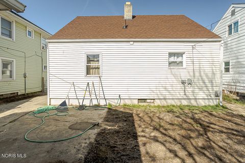 Tiny photo for 4202 Lyman Avenue, Toledo, OH 43612 (MLS # 10005923)