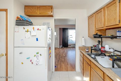 Tiny photo for 4202 Lyman Avenue, Toledo, OH 43612 (MLS # 10005923)