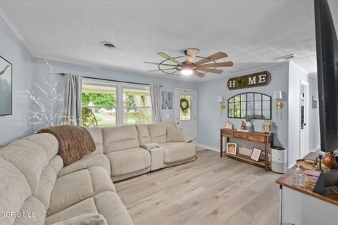 Tiny photo for 5007 Brinthaven Road, Sylvania, OH 43560 (MLS # 10012151)