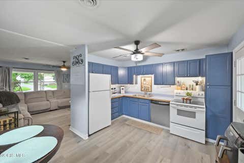 Tiny photo for 5007 Brinthaven Road, Sylvania, OH 43560 (MLS # 10012151)
