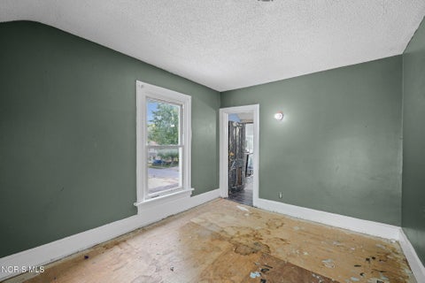 Tiny photo for 1302 Napoleon Street, Fremont, OH 43420 (MLS # 10008916)