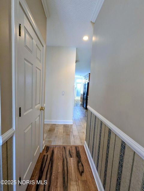 Tiny photo for 301 N Pointe Drive, Archbold, OH 43502 (MLS # 10001437)