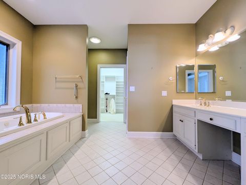 Tiny photo for 301 N Pointe Drive, Archbold, OH 43502 (MLS # 10001437)