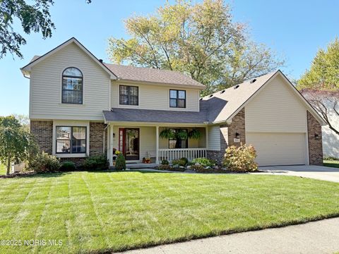 Photo of 853 Champagne Avenue, Bowling Green, OH 43402 (MLS # 10000259)