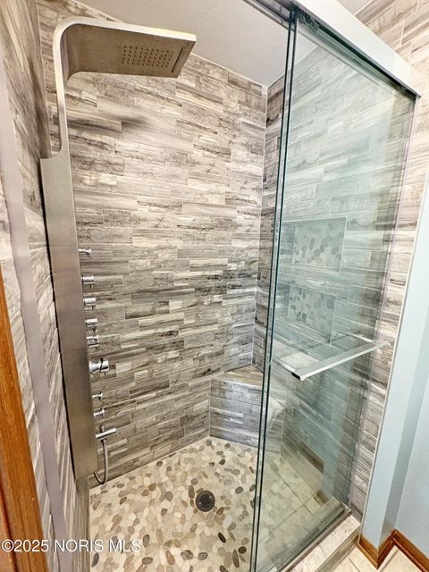 Tiny photo for 853 Champagne Avenue, Bowling Green, OH 43402 (MLS # 10000259)