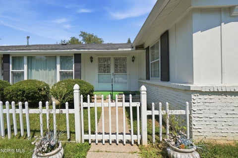 Tiny photo for 3840 Inverness Avenue, Toledo, OH 43607 (MLS # 10012694)