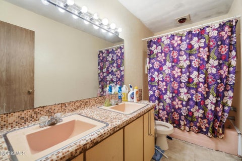 Tiny photo for 3840 Inverness Avenue, Toledo, OH 43607 (MLS # 10012694)