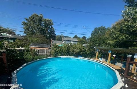 Tiny photo for 1931 Cherrylawn Drive, Toledo, OH 43614 (MLS # 10003806)