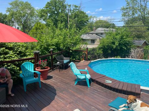 Tiny photo for 1931 Cherrylawn Drive, Toledo, OH 43614 (MLS # 10003806)