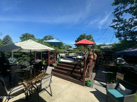 Tiny photo for 1931 Cherrylawn Drive, Toledo, OH 43614 (MLS # 10003806)