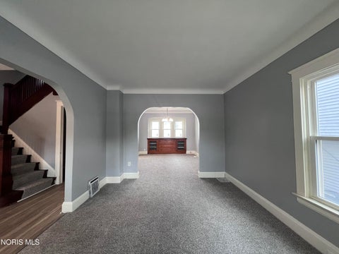 Tiny photo for 1024 Indiana Avenue, Toledo, OH 43607 (MLS # 10012696)