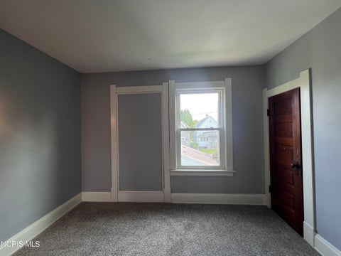 Tiny photo for 1024 Indiana Avenue, Toledo, OH 43607 (MLS # 10012696)