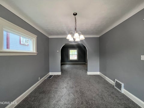 Tiny photo for 1024 Indiana Avenue, Toledo, OH 43607 (MLS # 10012696)