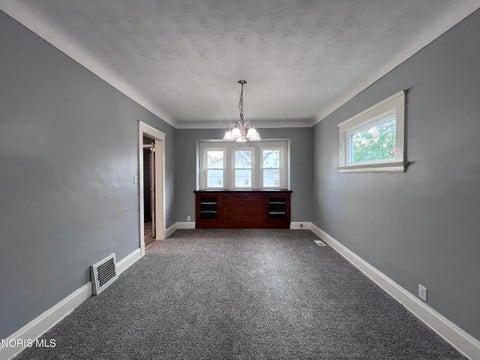 Tiny photo for 1024 Indiana Avenue, Toledo, OH 43607 (MLS # 10012696)