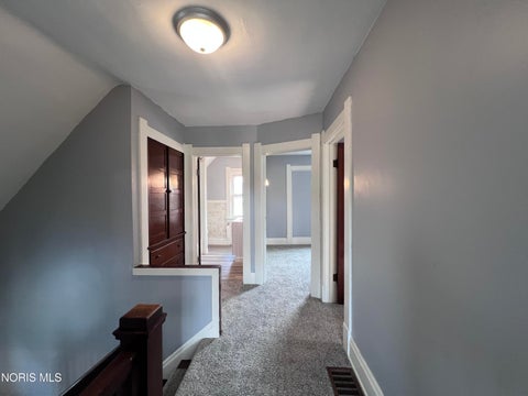 Tiny photo for 1024 Indiana Avenue, Toledo, OH 43607 (MLS # 10012696)