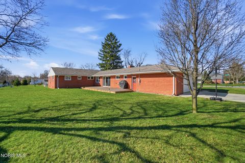 Tiny photo for 631 Winterhaven Drive, Findlay, OH 45840 (MLS # 10005148)