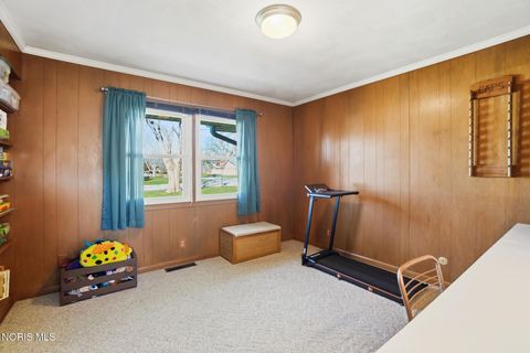 Tiny photo for 631 Winterhaven Drive, Findlay, OH 45840 (MLS # 10005148)