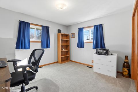 Tiny photo for 631 Winterhaven Drive, Findlay, OH 45840 (MLS # 10005148)