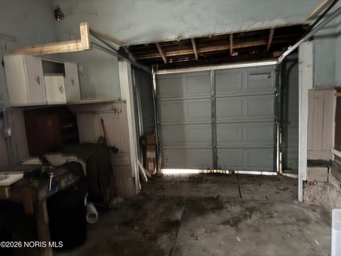 Tiny photo for 935 Jefferson Avenue, Defiance, OH 43512 (MLS # 10002997)