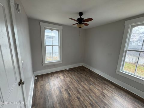 Tiny photo for 935 Jefferson Avenue, Defiance, OH 43512 (MLS # 10002997)