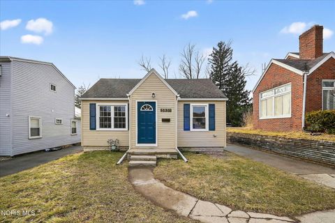 Tiny photo for 5831 Gany Mede Drive, Toledo, OH 43623 (MLS # 10004817)