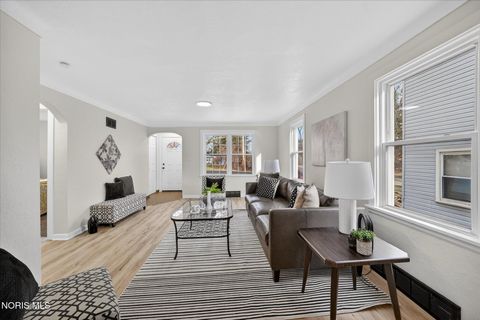 Tiny photo for 5831 Gany Mede Drive, Toledo, OH 43623 (MLS # 10004817)