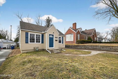 Tiny photo for 5831 Gany Mede Drive, Toledo, OH 43623 (MLS # 10004817)