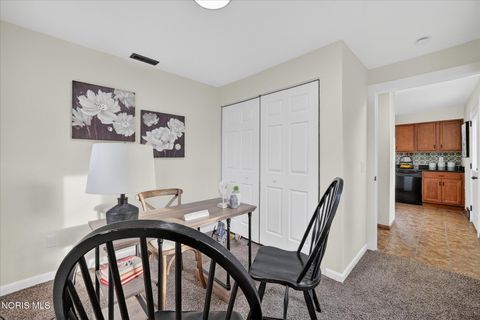 Tiny photo for 5831 Gany Mede Drive, Toledo, OH 43623 (MLS # 10004817)