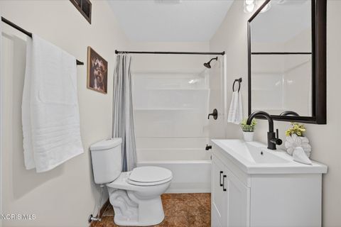 Tiny photo for 5831 Gany Mede Drive, Toledo, OH 43623 (MLS # 10004817)