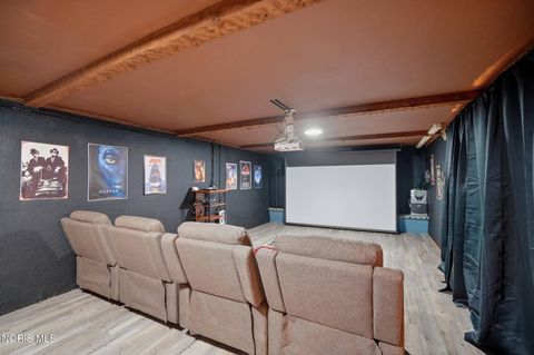 Tiny photo for 20300 Dunbridge Road, Bowling Green, OH 43402 (MLS # 10004263)