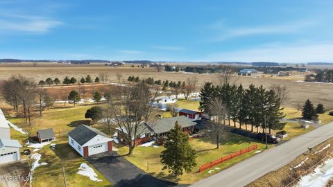 Tiny photo for 20300 Dunbridge Road, Bowling Green, OH 43402 (MLS # 10004263)