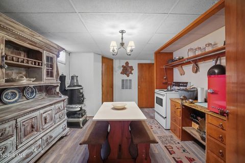 Tiny photo for 20300 Dunbridge Road, Bowling Green, OH 43402 (MLS # 10004263)