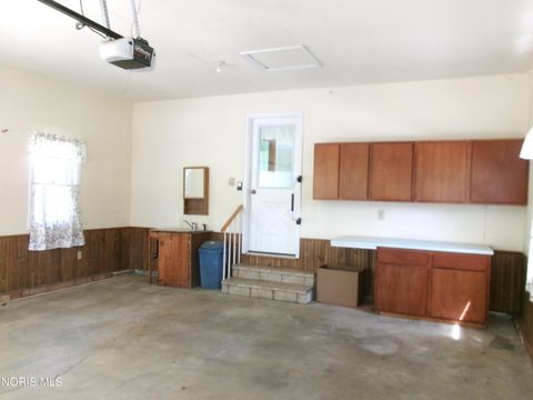 Tiny photo for 742 E 2nd Street, Ottawa, OH 45875 (MLS # 10007376)