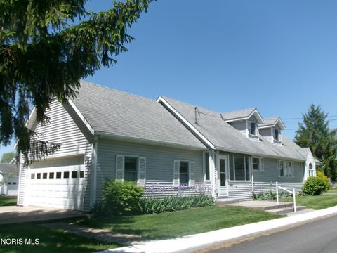 Tiny photo for 742 E 2nd Street, Ottawa, OH 45875 (MLS # 10007376)
