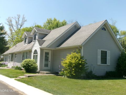 Tiny photo for 742 E 2nd Street, Ottawa, OH 45875 (MLS # 10007376)