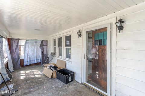 Tiny photo for 516 Geneva Avenue, Toledo, OH 43609 (MLS # 10006787)