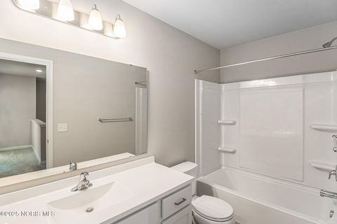 Tiny photo for 445 Oxford Street, Napoleon, OH 43545 (MLS # 10002618)