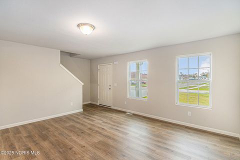 Tiny photo for 445 Oxford Street, Napoleon, OH 43545 (MLS # 10002618)