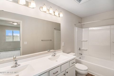 Tiny photo for 445 Oxford Street, Napoleon, OH 43545 (MLS # 10002618)